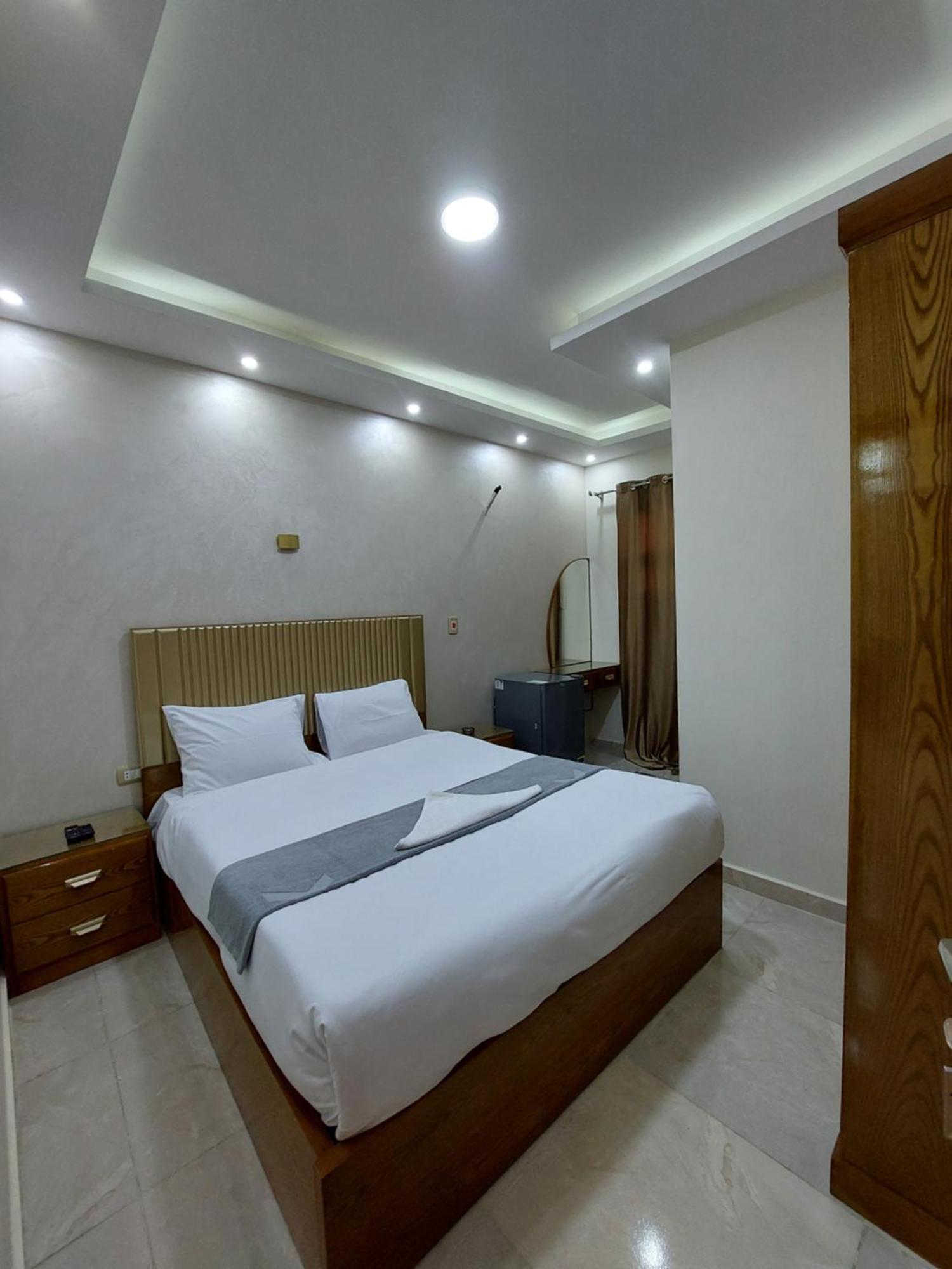 Regent Pyramids View Otel Kafret el-Gabal Dış mekan fotoğraf